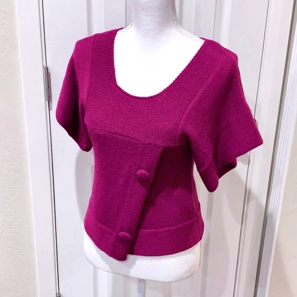 🎉Host Pick🎉 Boutique Women’s Fuchsia sweater short sleeves Size Small NWOT - Picture 1 of 6